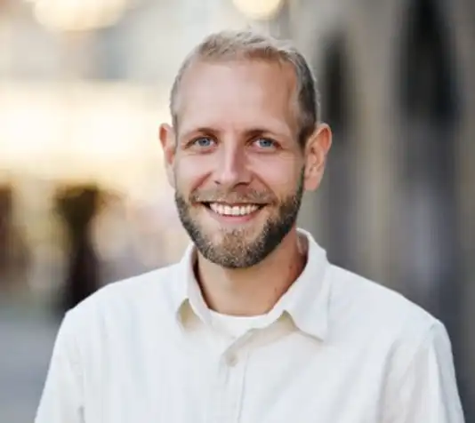 Casper Høholt